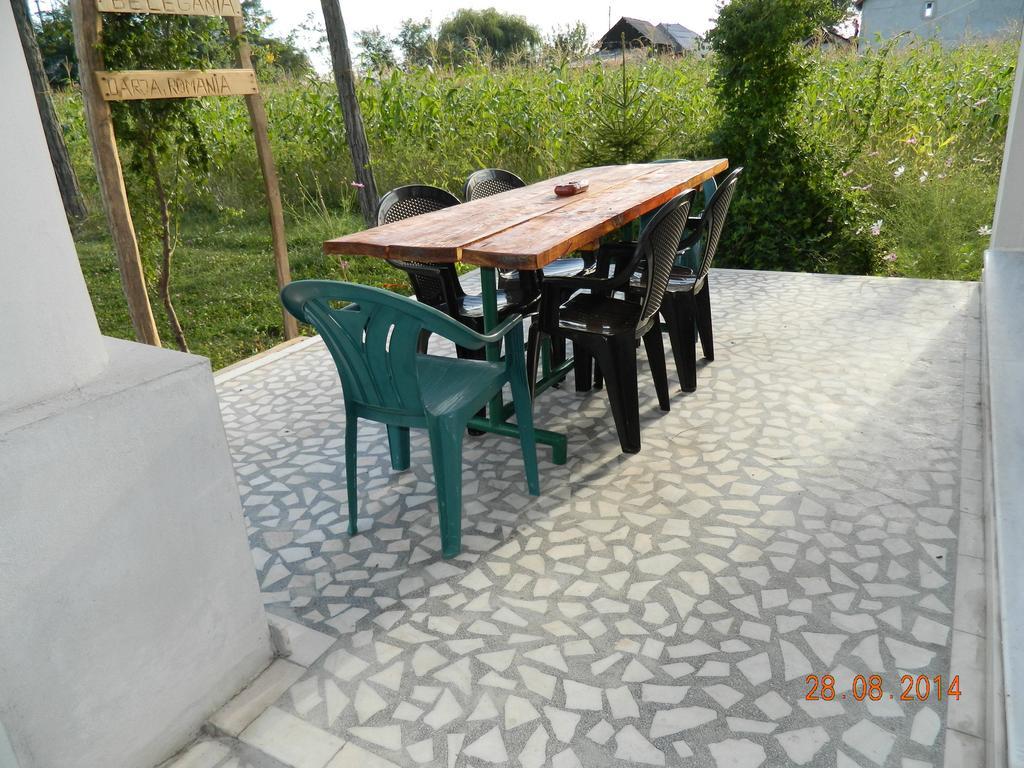 Belegania Villa Oarja Exterior foto